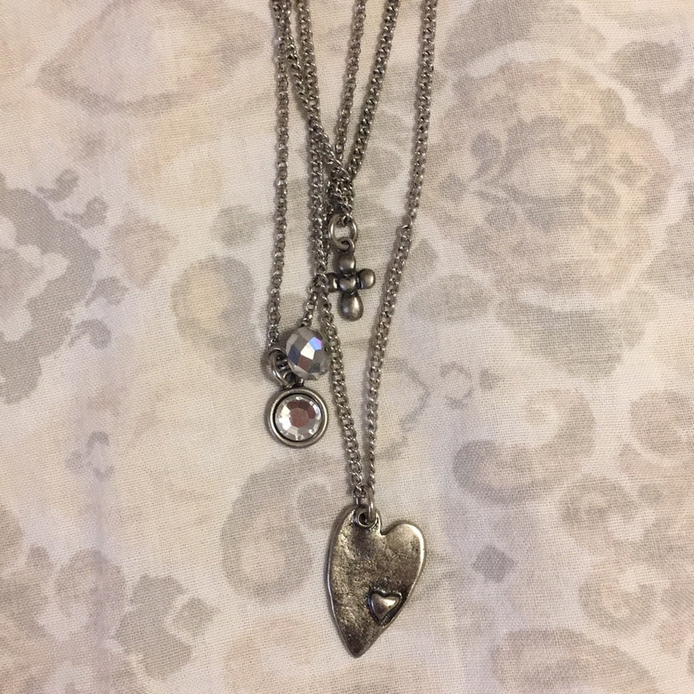 Beautiful necklace - Picture 3 of 5
